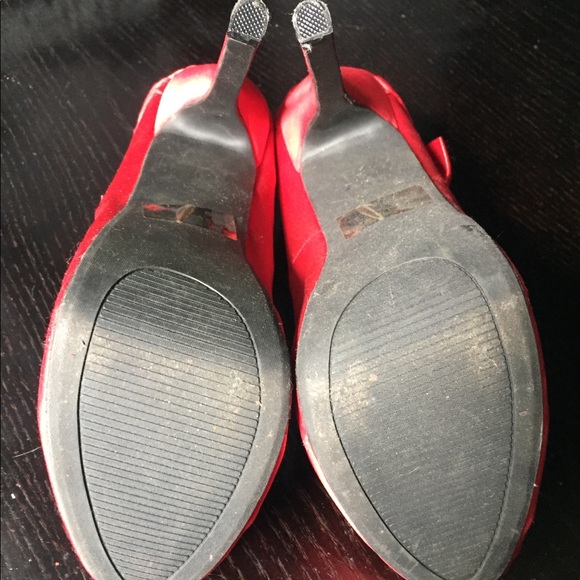 Sexy Charlotte Russe Red Platform Heels - Picture 3 of 5